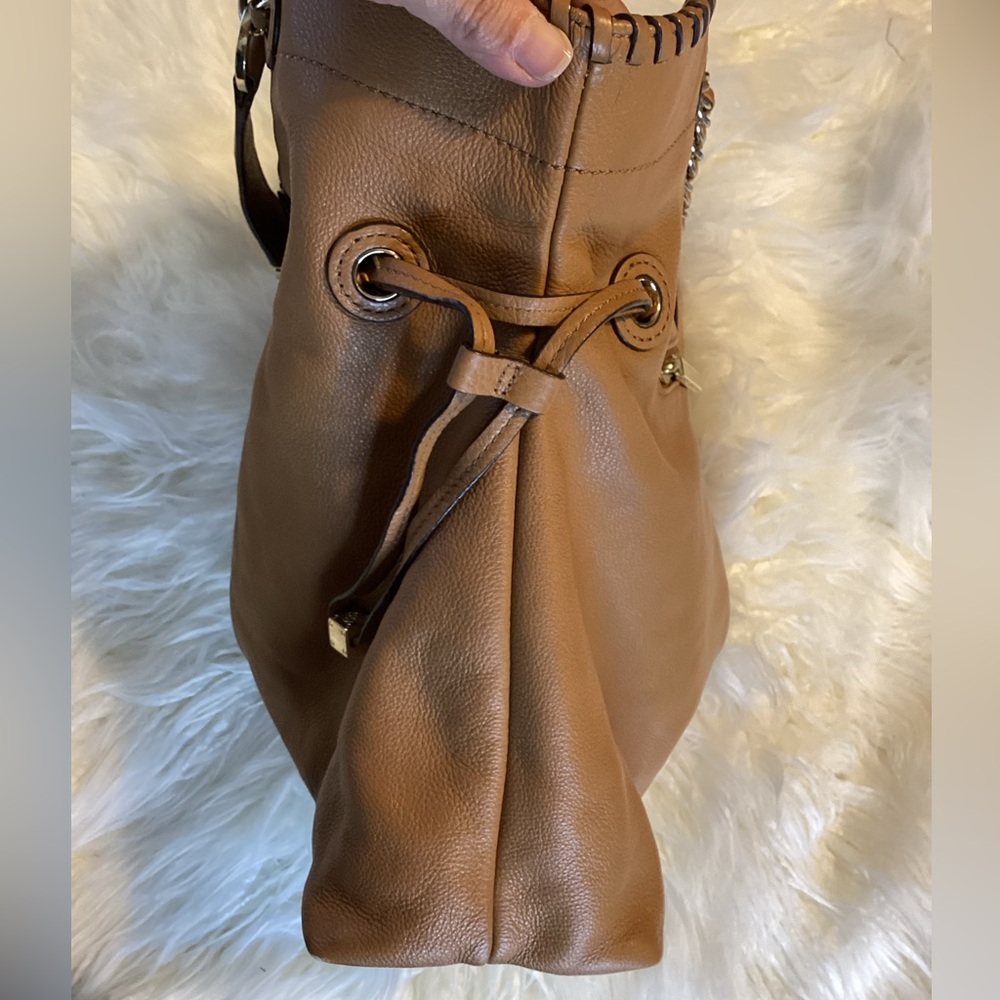 Tory Burch Marion Tote - Picture 7 of 15